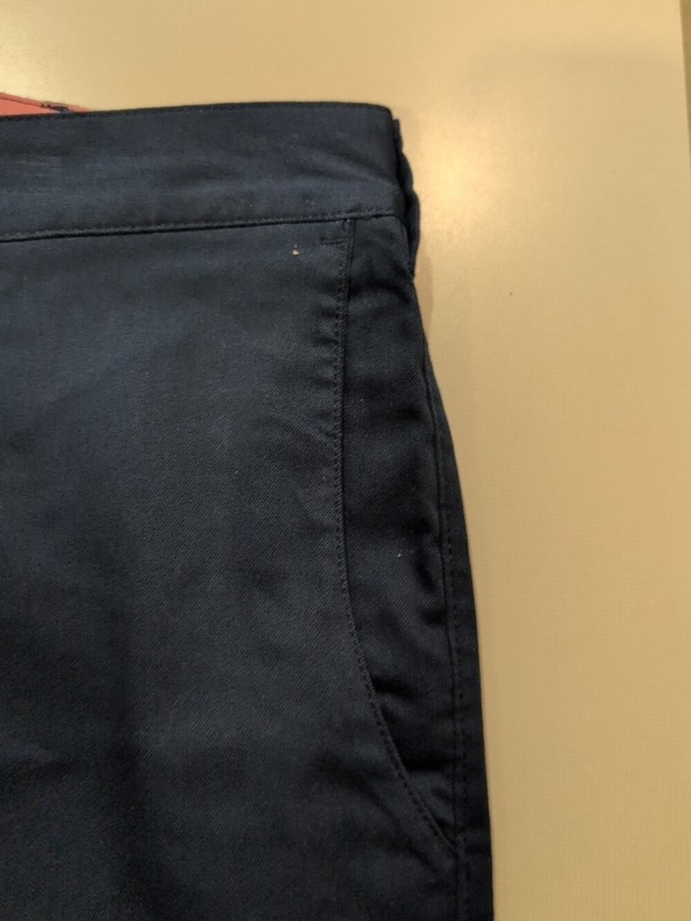 Columbia PFG Pants Mens 40x10 Regular Fit Blue Pink Shorts Wide Leg Fishing - Picture 5 of 12